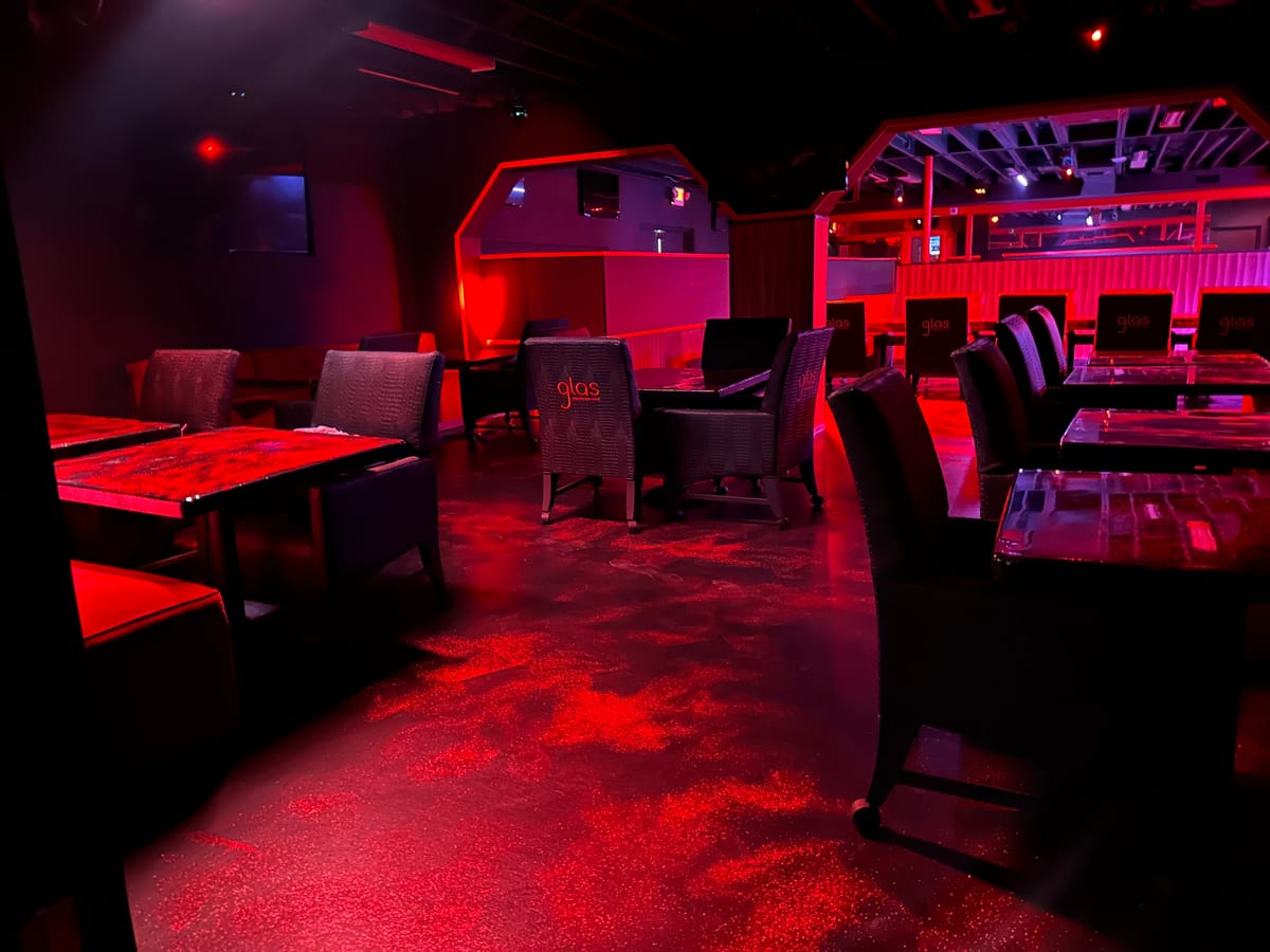 Glas Show Kitchen & Lounge Bringing Dining and Entertainment to Cocoa