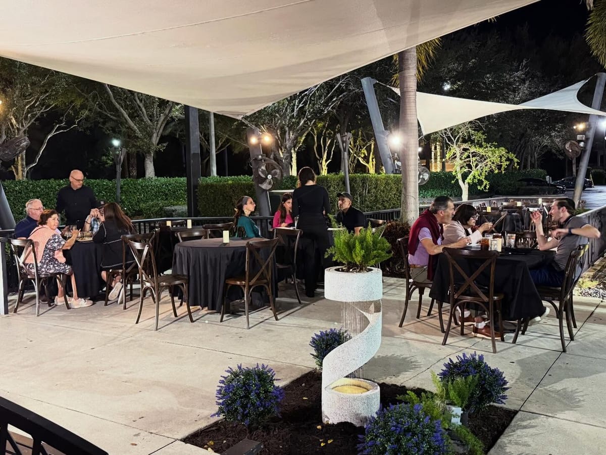 Full-Service Kosher Dining Expands to Boca Raton