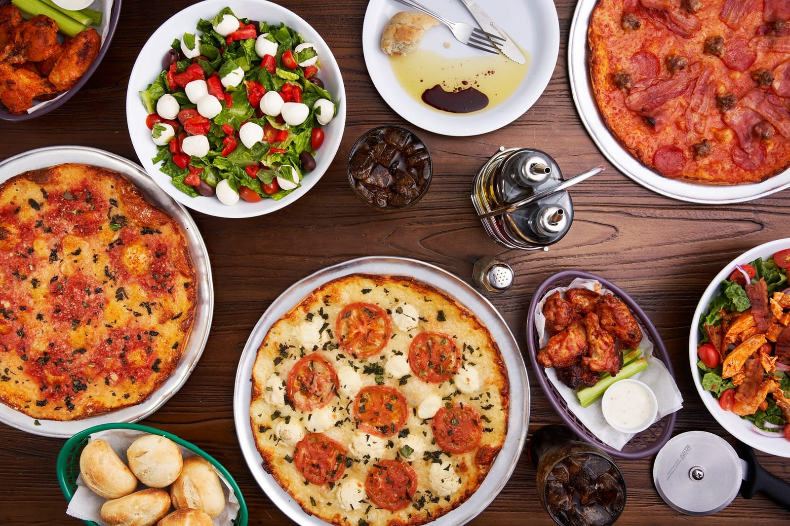 2 Pizzerias Open in Naples With Another Coming Soon