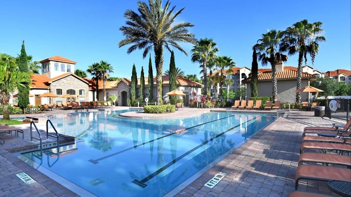 Vineyards Bar & Grille Opening in Tuscana Resort