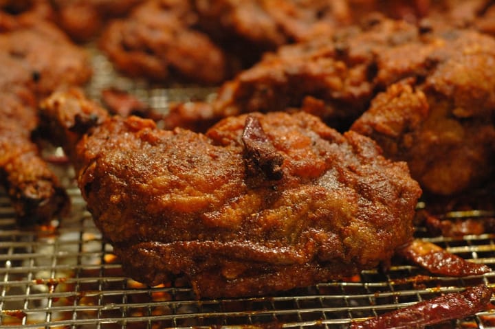 Chicken-w-Bones to Serve Crispy Fried Chicken in Columbus