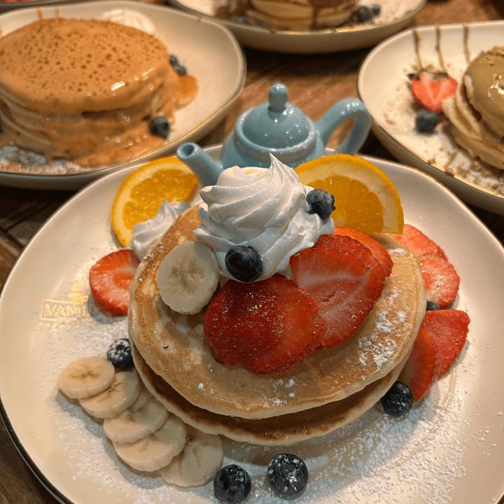 French Cafe Concept Expanding to Miramar