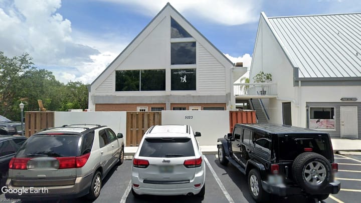 The Litty Kitty Bar Opening Soon in Naples